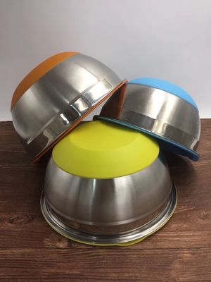 Bacia de salada de aço inoxidável do metal com parte inferior do silicone da tampa 1.25L-5L