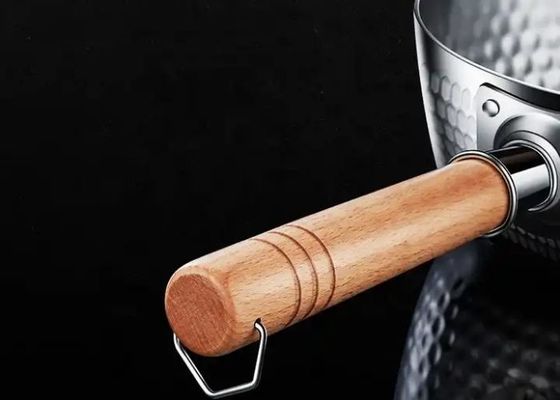 o Cookware de aço inoxidável de 20/22cm ajusta a caçarola 304 de aço inoxidável com tampa de vidro
