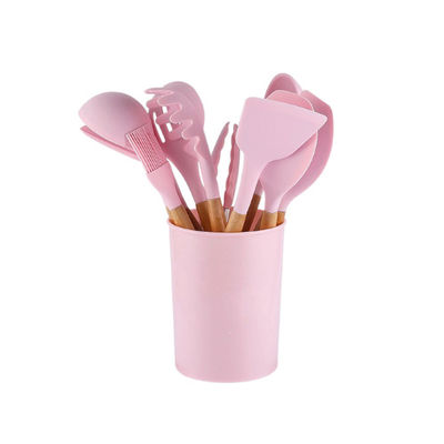 O silicone não-aderente que cozinha o utensílio da cor ajustou o grupo de ferramentas da cozinha