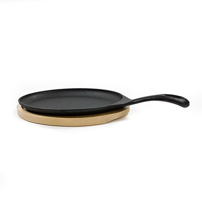 Bandeja BSCI de Matt Black Cast Iron Sizzle com o Fajita baixo de madeira