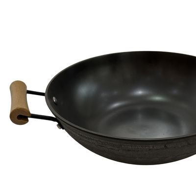 Frigideira chinesa chinês do frigideira versátil do ferro fundido 12Inch com punho resistente ao calor