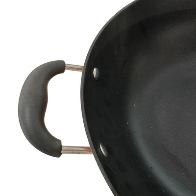 Frigideira chinesa chinês do frigideira superior do ferro fundido 13Inch com a tampa e não a vara de vidro moderadas