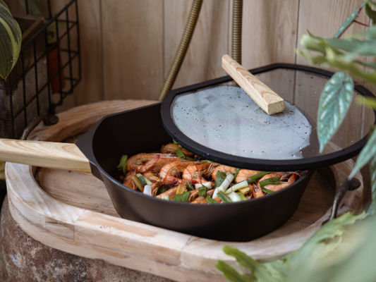 Frigideira de alumínio 8Inch não da vara versátil para a indução Cooktops