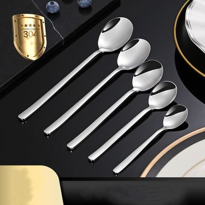 A cutelaria versátil superior ajustou o uso feito sob encomenda de aço inoxidável da cozinha 304