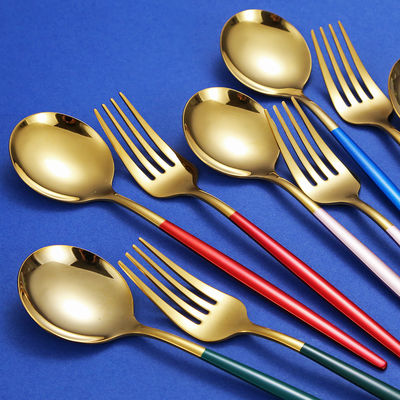 304 feitos sob encomenda a cutelaria de aço inoxidável ajustou-se luxuoso para a cozinha