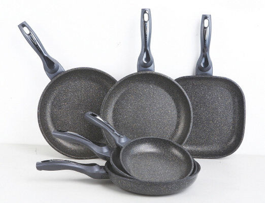 Conjunto de utensílios de cozinha de panela de alumínio não pegajoso